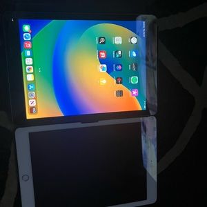2ipads